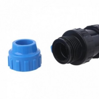 Achetez un robinet d'arrêt PE 25 mm pour tuyau agricole
