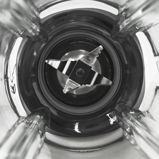 Frullatore con corpo in acciaio inox e potente motore da 600 W