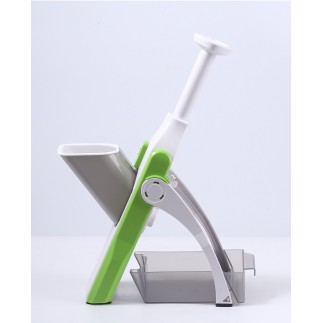 La mandoline de cuisine avec une variété de coupes facilite votre préparation