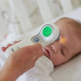 Thermomètre infrarouge Braun BNT300 avec mode sans contact